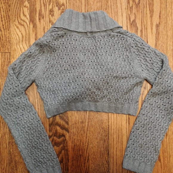 Old Navy sweater - Picture 3 of 4